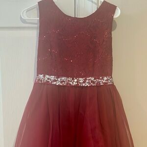 ✨ JOYKIDS USA Burgundy Lace & Tulle Formal Dress – Size 16 ✨